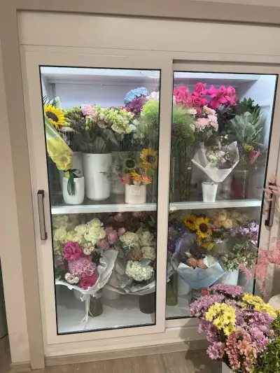 Isabels Flower | Доставка на цветя, подаръци във Варна