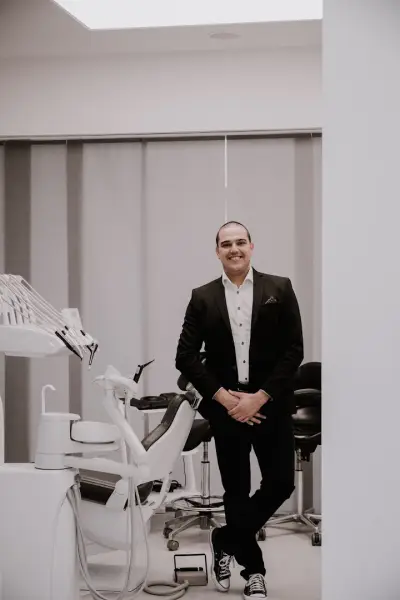 Dr. Sofien Riahi