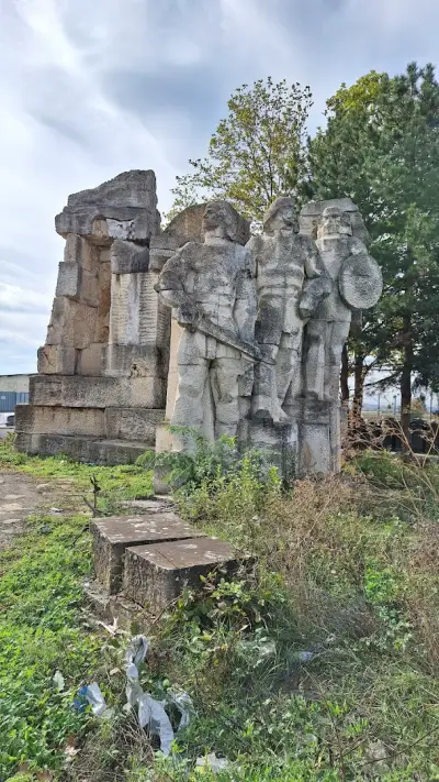 Паметник на Тримата братя