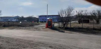 ЙОНАС ООД - Сервиз и автомивка за камиони . YONAS ltd Tank cleaning and Truck service.