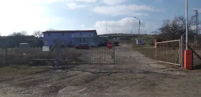 ЙОНАС ООД - Сервиз и автомивка за камиони . YONAS ltd Tank cleaning and Truck service.