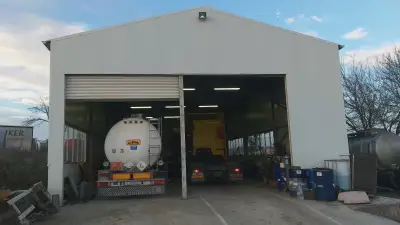 ЙОНАС ООД - Сервиз и автомивка за камиони . YONAS ltd Tank cleaning and Truck service.