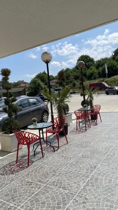 Hotel Caesar 2