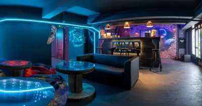 AVATAR VR CLUB Game Room