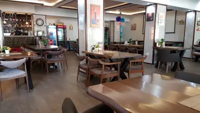 Coffee Bar & Restaurant ESTER