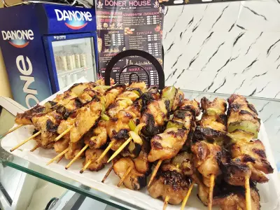 Döner House ачо и нина