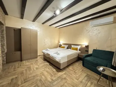 Graciq House