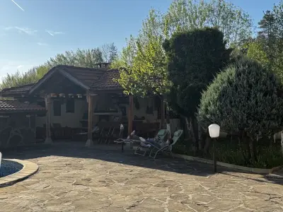 Къща за гости “Лазарка”