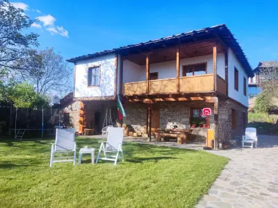 Stone house (Каменната къща)