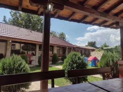 Къща за гости "Проходна"