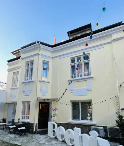 Beehive Hotel & Co-working Space Varna