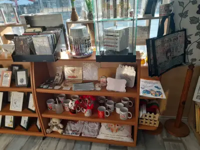 Книжарница Офис Спот