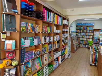 Книжарница Gallery