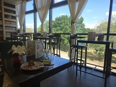 Кафе-сладкарница Азария
