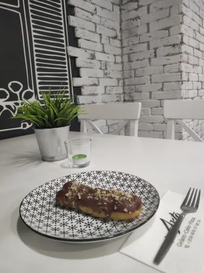 Arte Gelato-Cake-Pizza