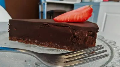 Сладкарничка За Чиста Съвест (Сурови Веган Изкушения)