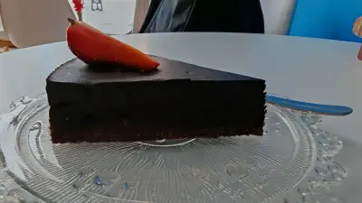 Сладкарничка За Чиста Съвест (Сурови Веган Изкушения)