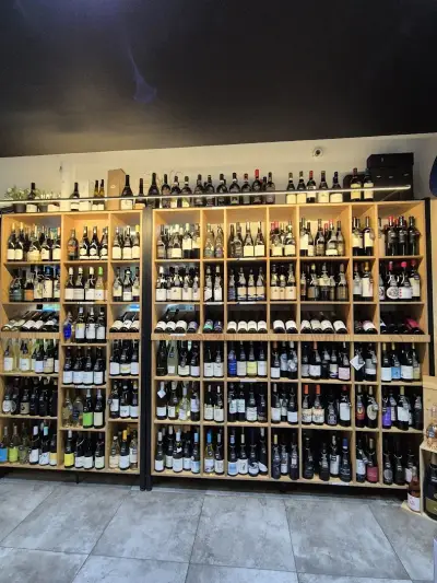Хляб и вино - Bread and Wine - original bakery and wine house