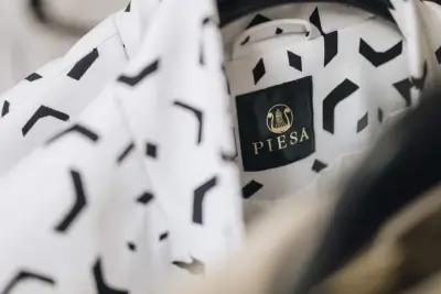 PIESA | A Fashion Play - Артистичен Моден Бутик & Галерия