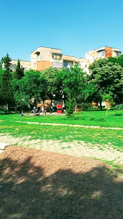 Парк „Майка и дете“