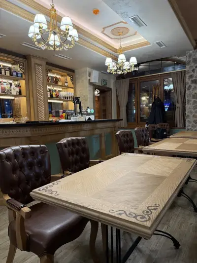 Zig Zag Après-ski bar