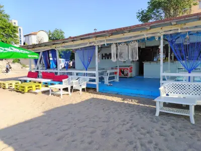 Напук beach bar