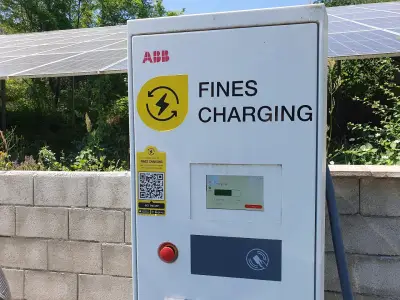 Станция за зареждане Fines