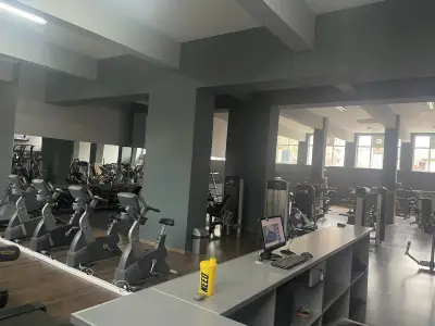 Атлет Фитнес