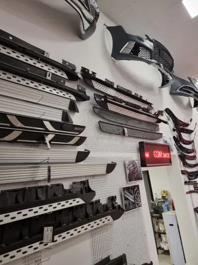 BESTAUTO - Пловдив: Гумени и мокетни стелки за багажник , ветробрани, тунинг брони, брезент за кола, ксенон крушки,