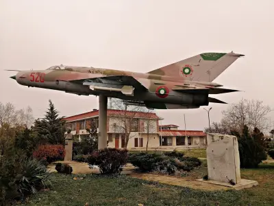Мемориален комплекс "Нашето летище Узунджово"