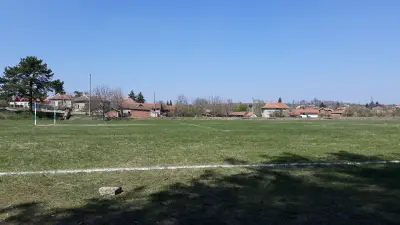 Стадион „Еница“