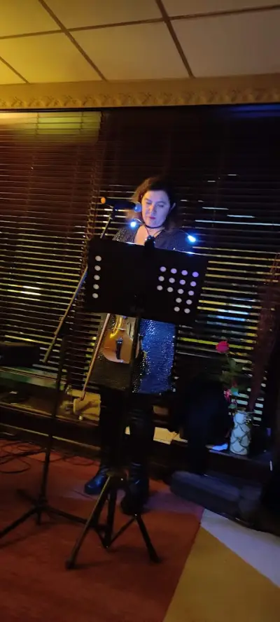 Monroe Acoustic Cafe