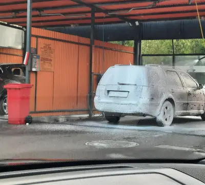 Автомивка на самообслужване