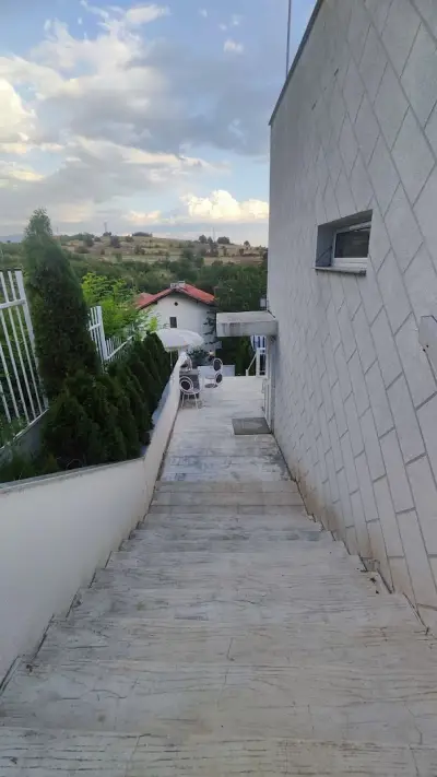Бялата къща