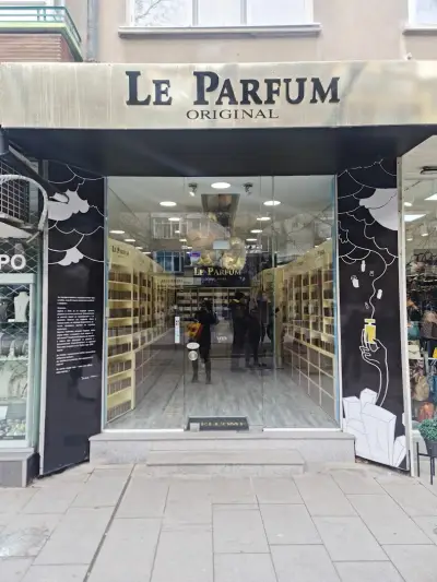 Le Parfum original