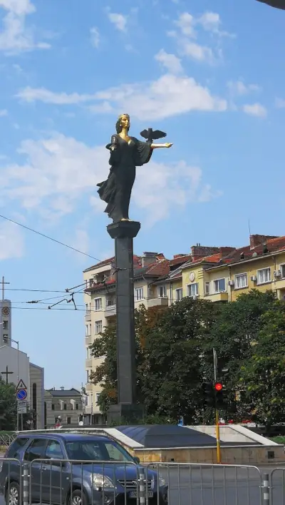 Площад „Света Неделя“