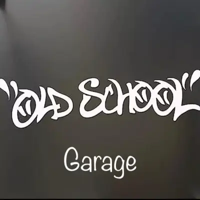 Old School Garage BG