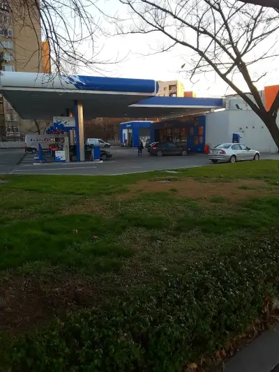 Шел Санкт Петербург