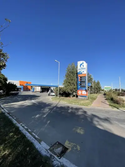 Шел Санкт Петербург