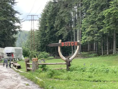 Horse Riding With Butch / Езда и конен туризъм Буч
