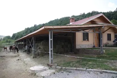 Клуб по конна езда Тарсас