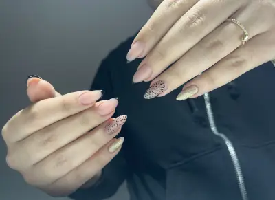 Mary Nails