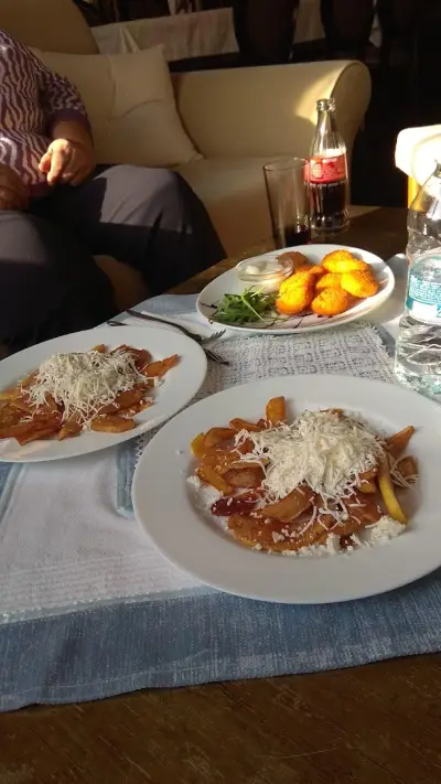 Ovech Complex Restaurant