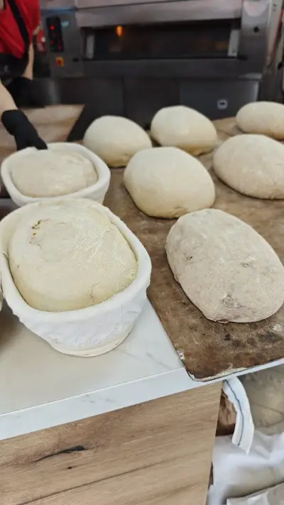 Пекарна с Квас е !