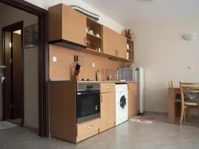 Студио в комплекс Нестинарка