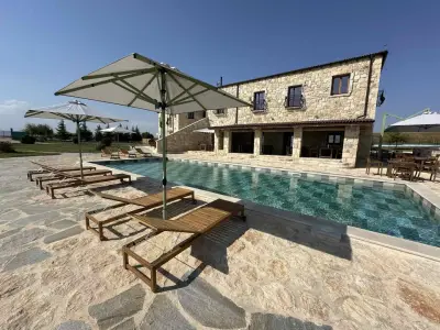 Hotel & Villas - TERIZIS Le Rocher