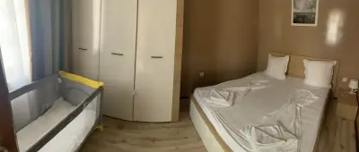 Del Sol Apartments