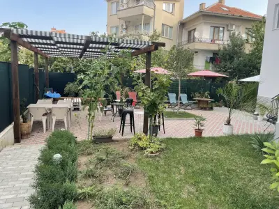 Villa Akra