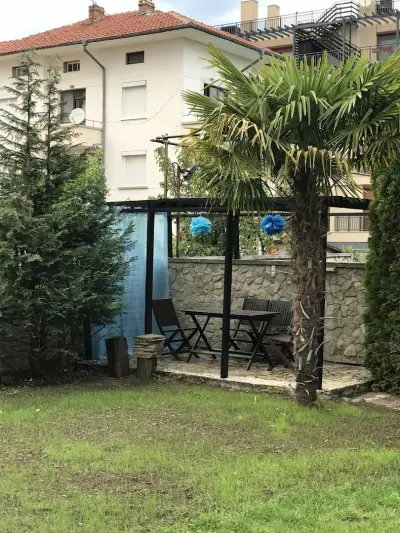 Семеен Хотел Астра