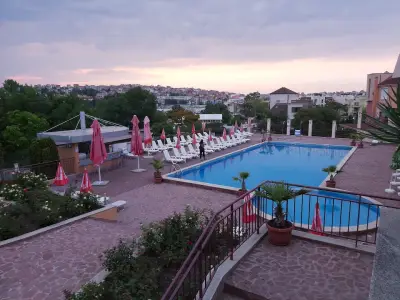 Hotel Hera